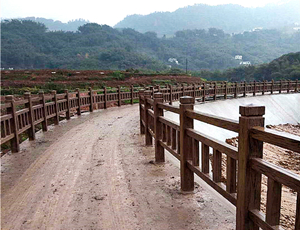 大凌河河道护栏（水泥仿木系列产品）